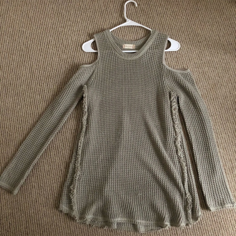 Altar state beige sweater S